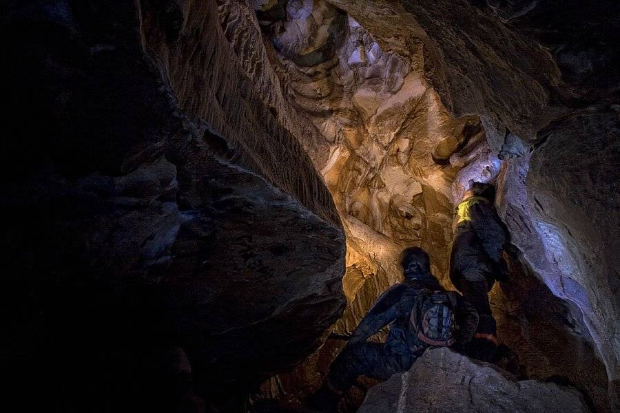 Аракаевская пещера