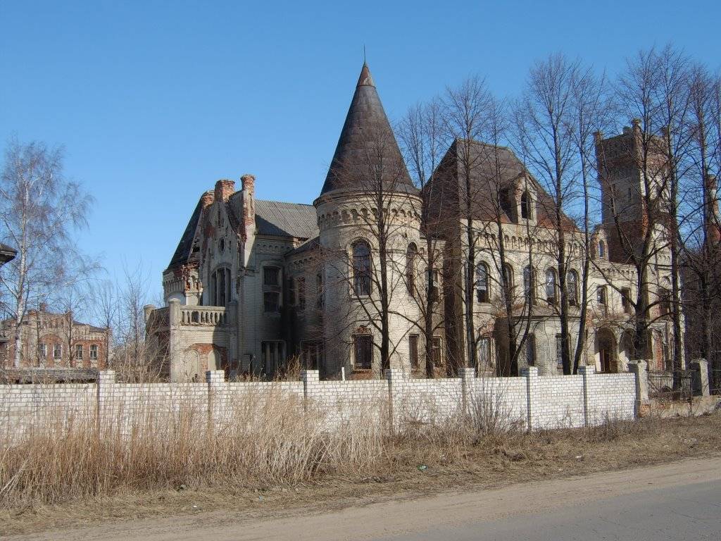 Замок Понизовкина