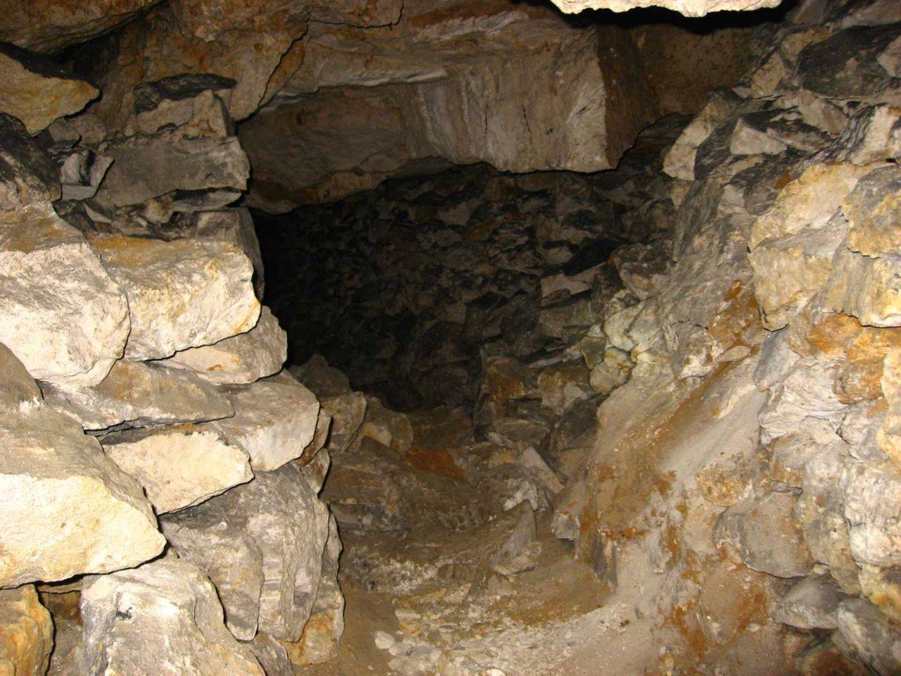 Гурьевские (Бяковские) каменоломни Бяки