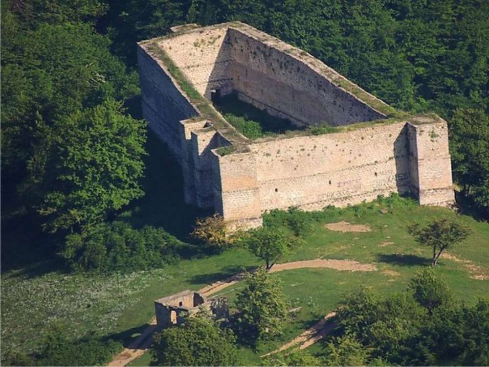 Крепость «Семи братьев»
