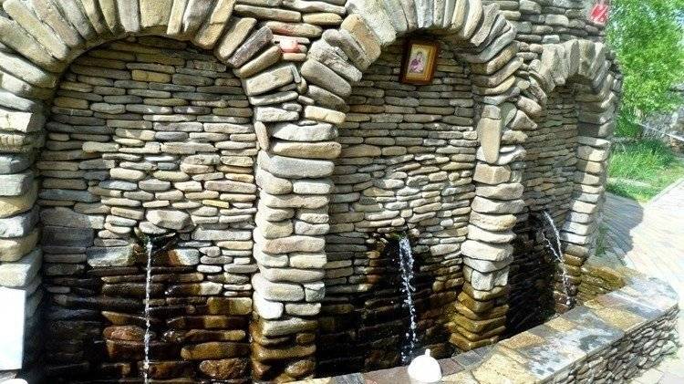 Святой источник Тихвинской иконы Божией Матери