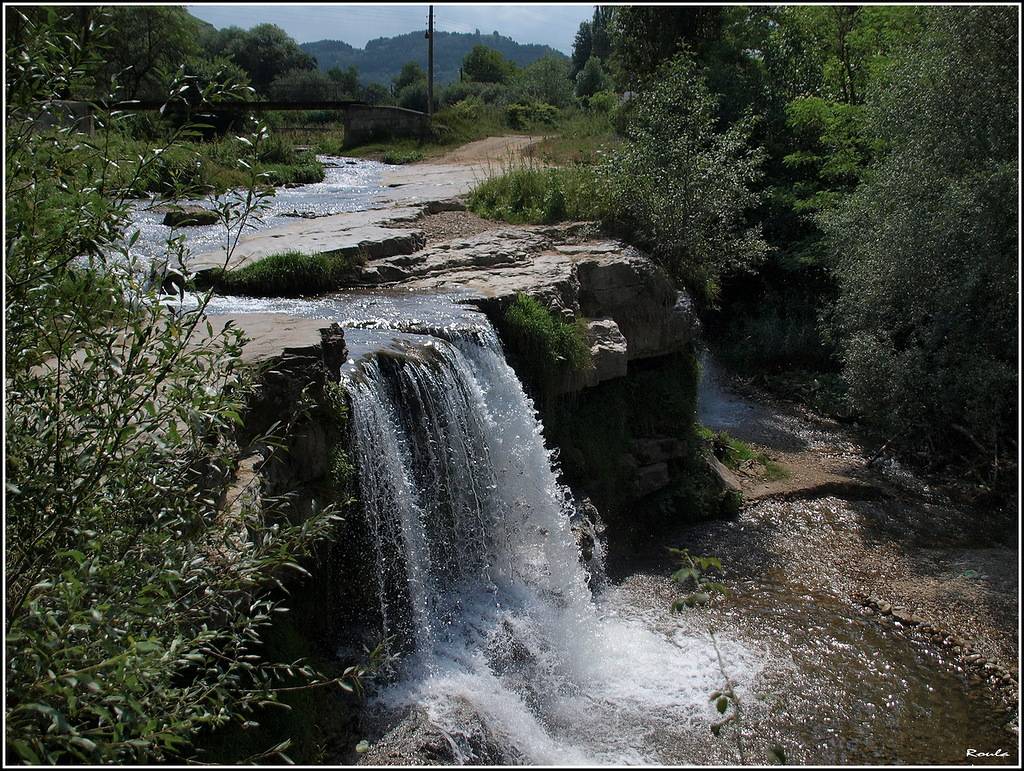 Лермонтовский водопад