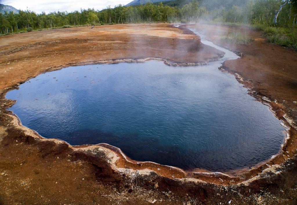Налычевские горячие источники