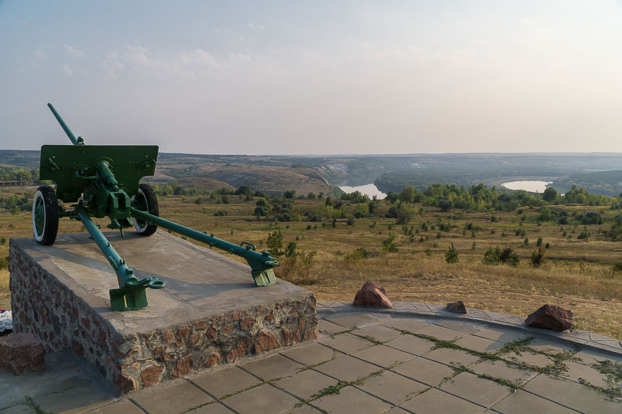Мемориальный комплекс «Осетровский плацдарм»