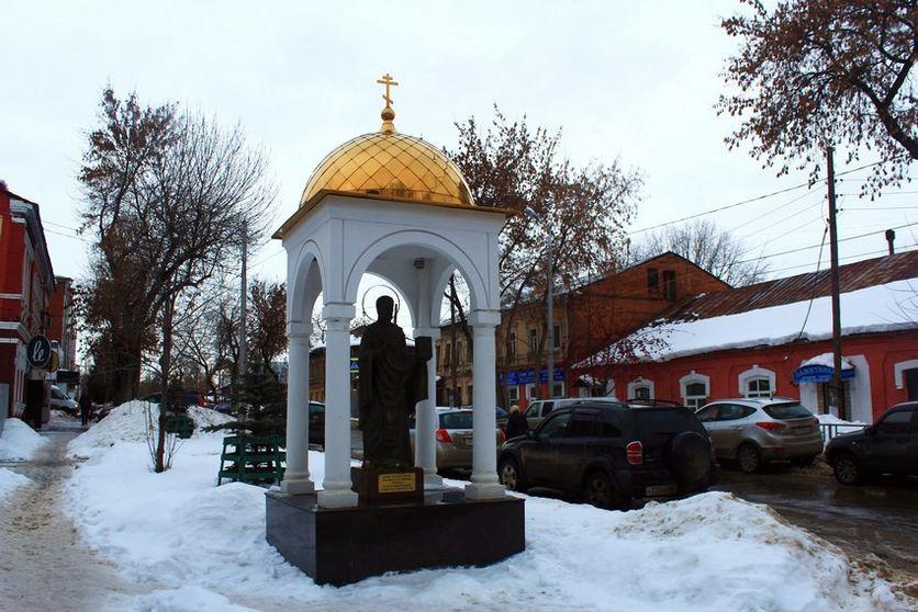 Памятник Николаю Чудотворцу