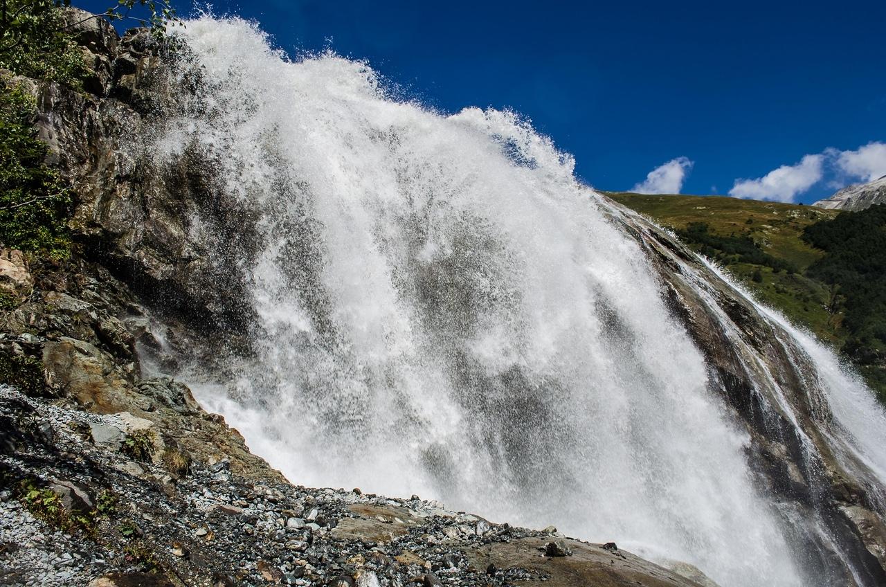 Алибекский водопад