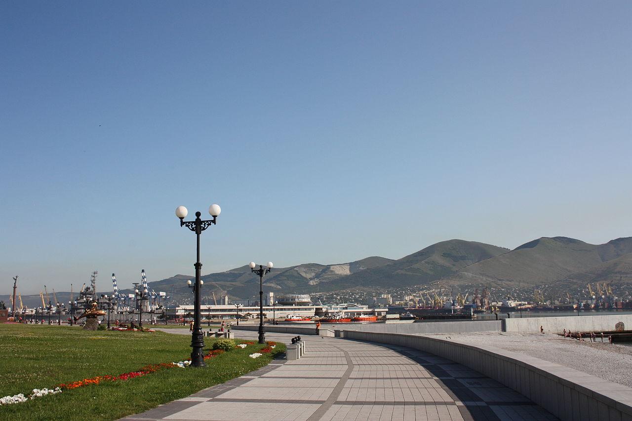 Набережная Адмирала Серебрякова