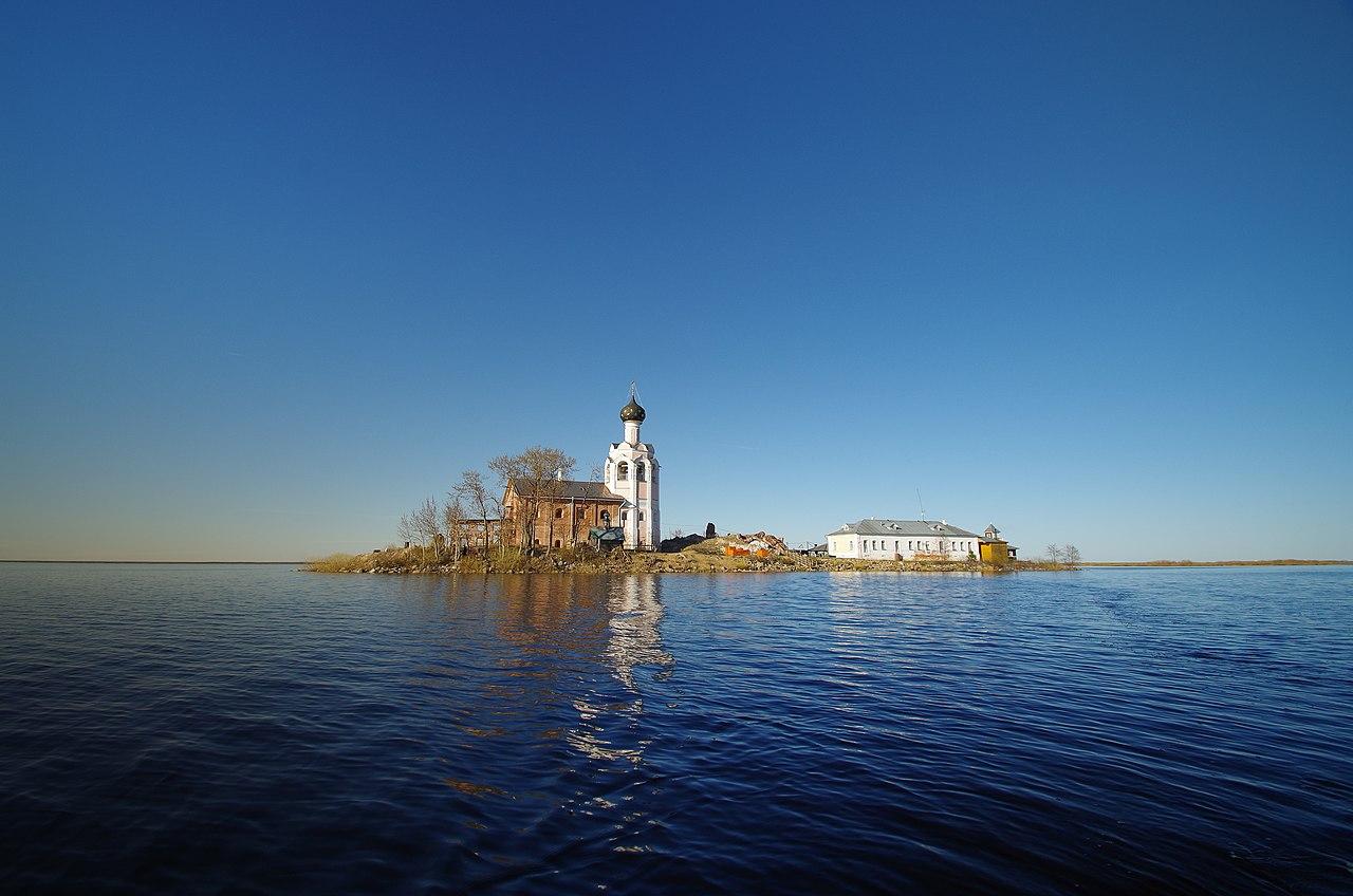 Спасо-Каменный монастырь