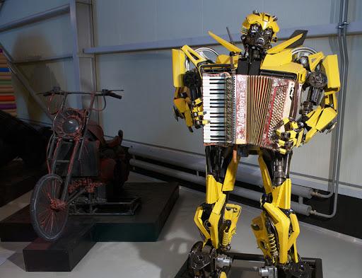 Художественный МУзей МУсора "МУ МУ"