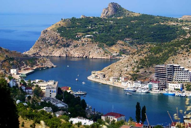 Что обязательно стоит посетить в окрестностях Севастополя? 