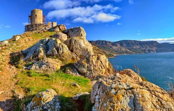 Что обязательно стоит посетить в окрестностях Севастополя? 