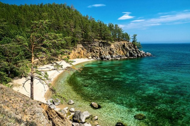 Куда лучше поехать на отдых в августе в России?