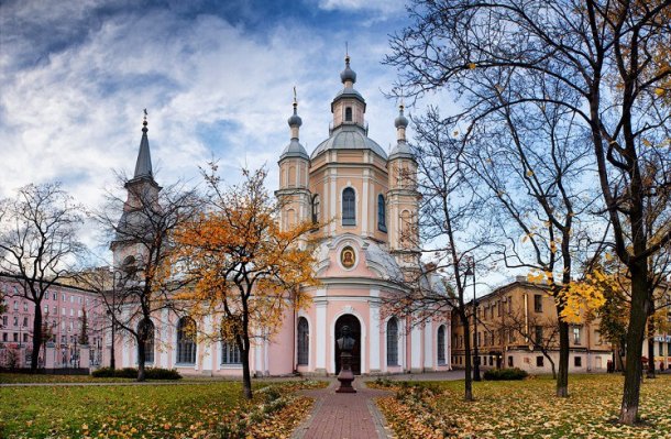 Куда поехать в сентябре отдыхать в России?