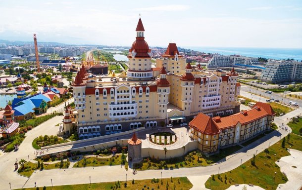 Куда поехать в сентябре: ТОП-10 популярных городов России среди туристов