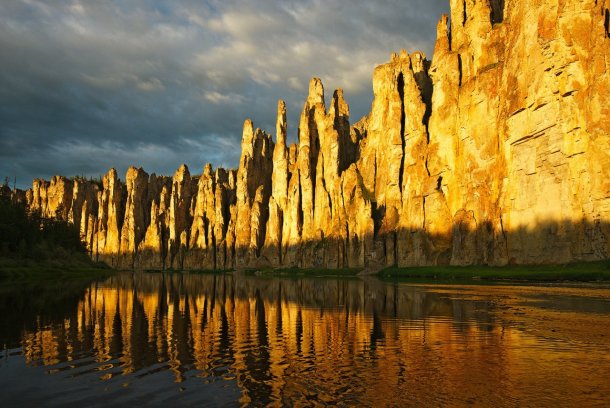 Куда поехать в октябре?