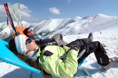 Как сэкономить в горах в сезон катания на горных лыжах и сноуборде?