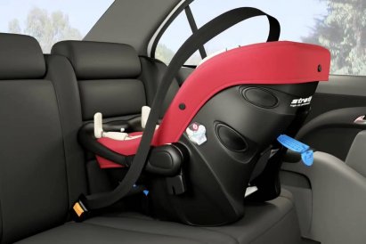Как правильно перевозить детей в машине?