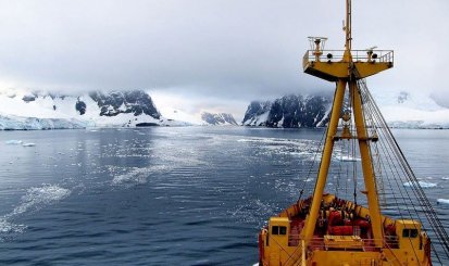 Чем опасен туризм для Антарктиды