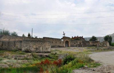 Ахтынская крепость