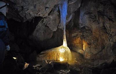 Аракаевская пещера