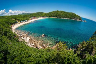 Шаморовский (Лазурная бухта)