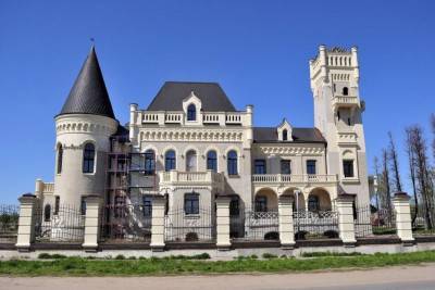 Замок Понизовкина