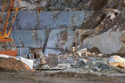 Карьер Старая Линза