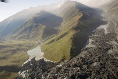 Кармадонское ущелье