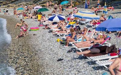 Центральный пляж Ольгинки