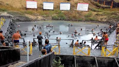 Грязевой вулкан Тиздар