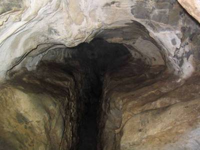 Пещера Белый дворец