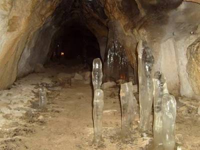 Пещера Белый дворец