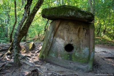 Пшадские дольмены