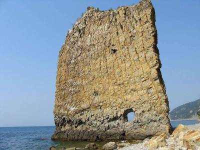 Скала Парус