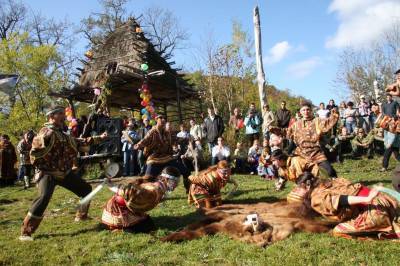 Эвенское стойбище «Мэнэдек»