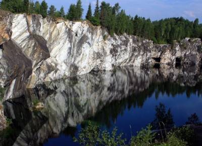 Рускеальский мраморный каньон