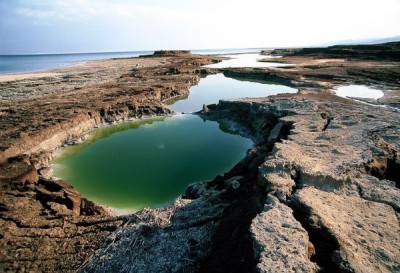 Соленое озеро Баскунчак