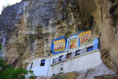 Свято-Успенский монастырь