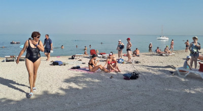 Молодежный пляж