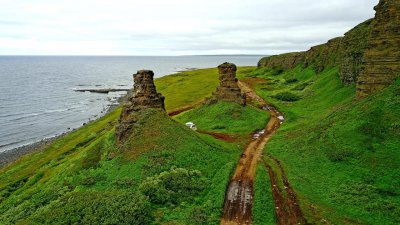 Скалы Два брата