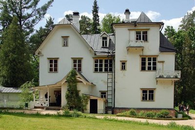 Государственный мемориальный историко-художественный и природный музей-заповедник В.Д. Поленова
