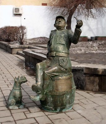 Памятник «Бравый солдат Швейк»