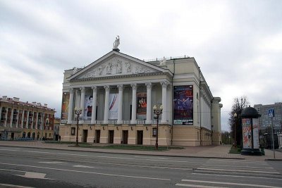 Татарский академический государственный театр оперы и балета им. М. Джалиля