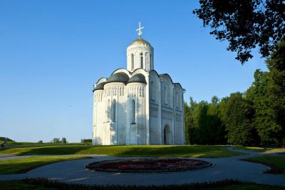 Дмитриевский собор