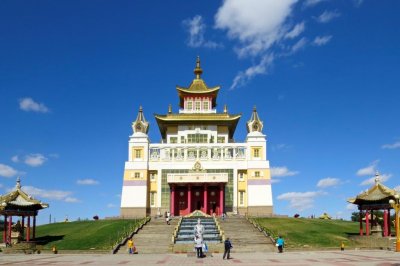 Золотая обитель Будды Шакьямуни