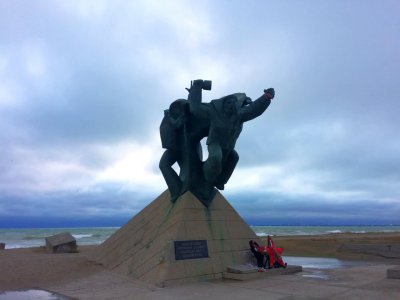 Памятник морякам Евпаторийского морского десанта