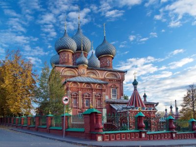 Церковь Воскресения Христова на Дебре