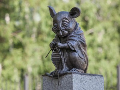 Памятник лабораторной мыши