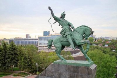 Памятник Салавату Юлаеву