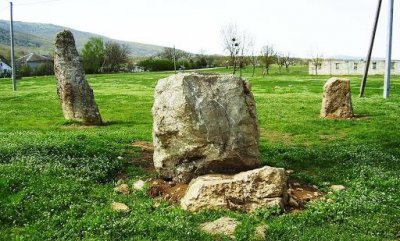 Скельские менгиры